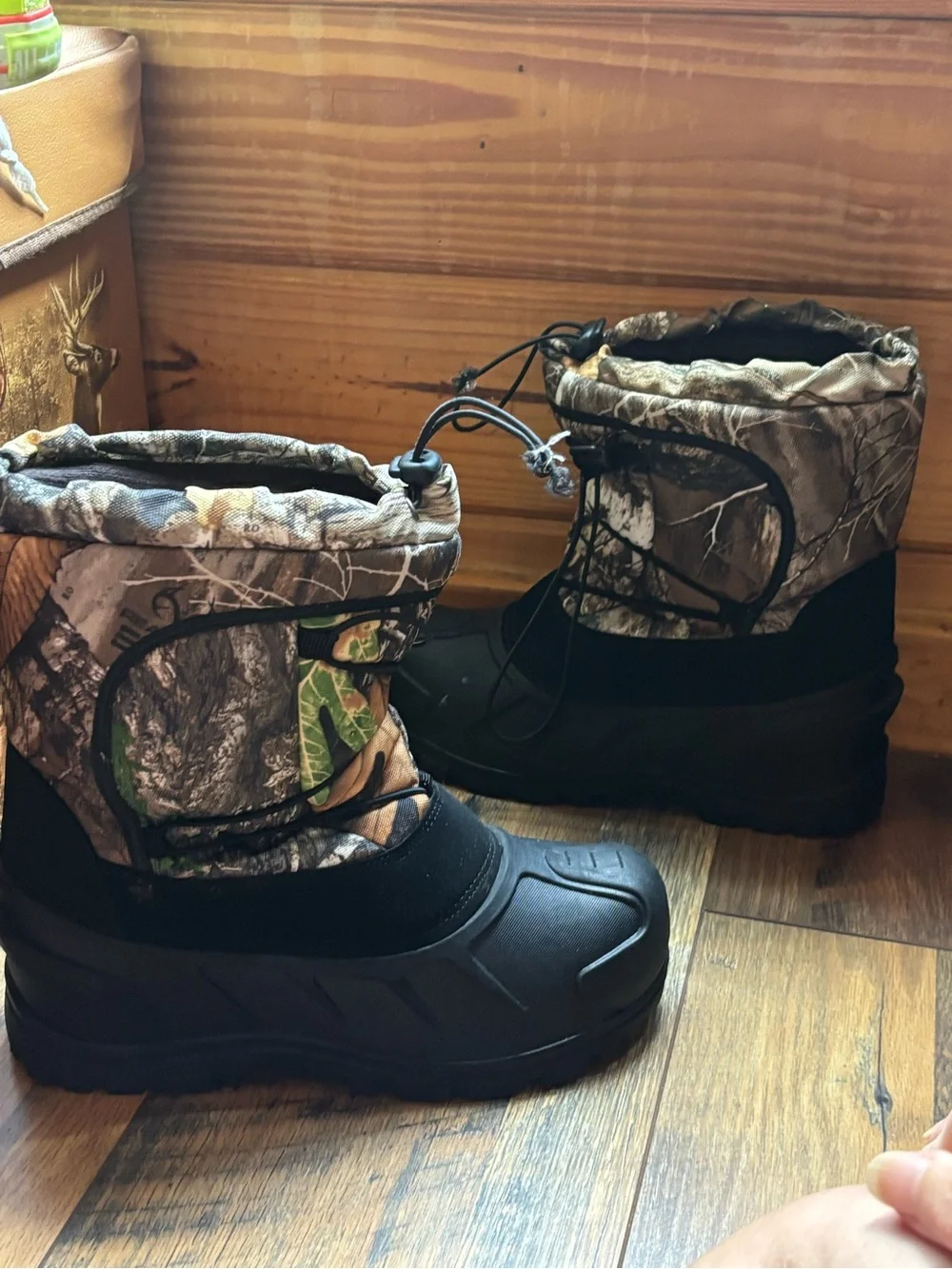 Itasca camo snow boots men size 6